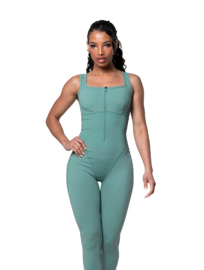 Front Closure Suit - Unrestricted Movement & Enhanced Comfort